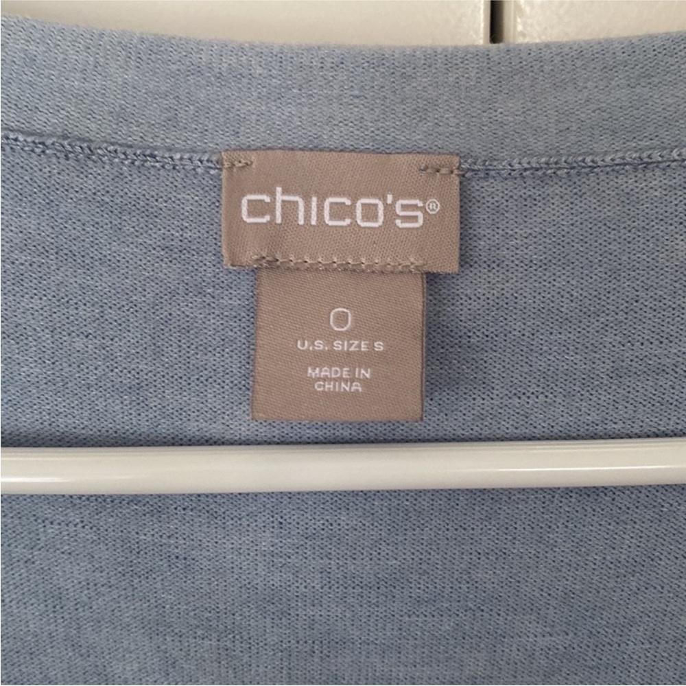 Chico’s Blue Top - Picture 4 of 5